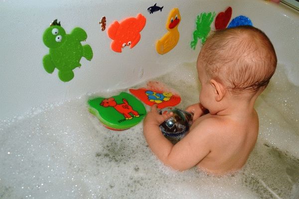 il bambino ha paura di fare il bagno in bagno cosa fare