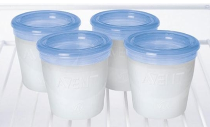 Récipients pour le stockage du lait maternel exprimé