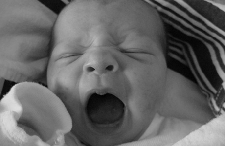 Les enfants pleurent dans leur sommeil