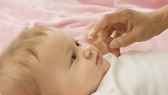 como escolher o creme de bebê para recém-nascidos