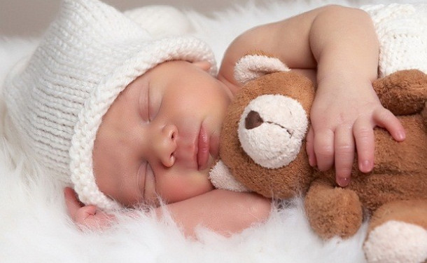 bebê dormindo