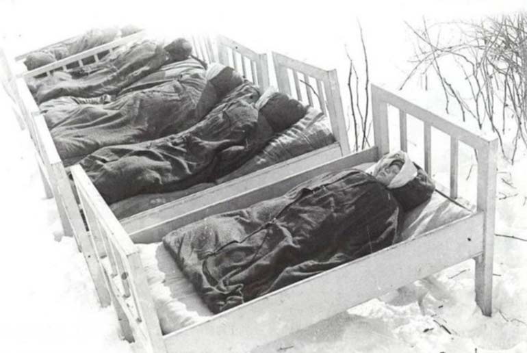 gyerekek-in-the-óvoda-sleep-on-the-utca